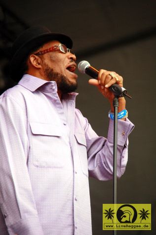 Derrick Morgan (Jam) with Soulfood International 23. Summer Jam Festival - Fuehlinger See, Koeln - Red Stage 06. Juli 2008 (3).JPG